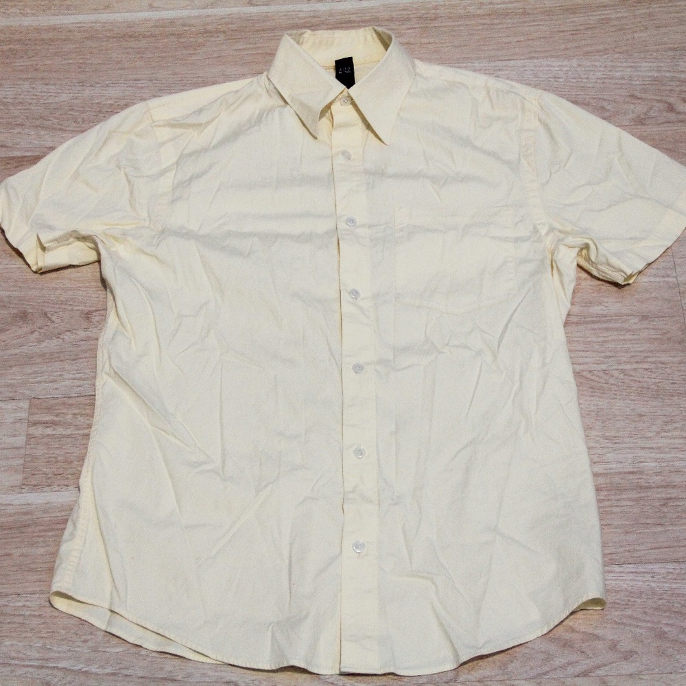 Club Monaco Men's Button Up Shirt Size Small
